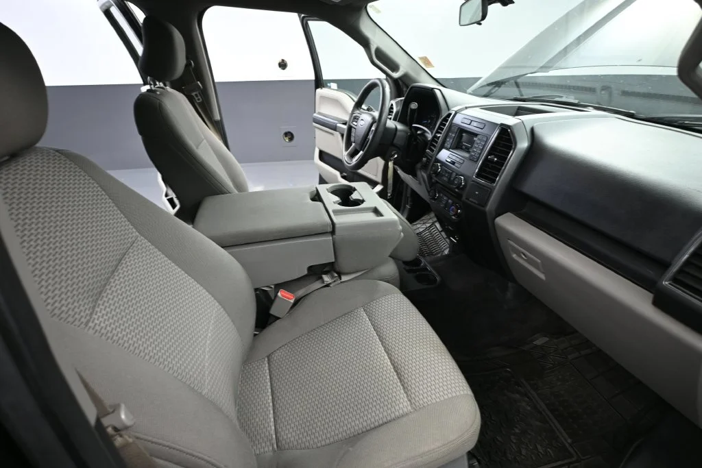 Used 2017 Black Ford XLT image 37