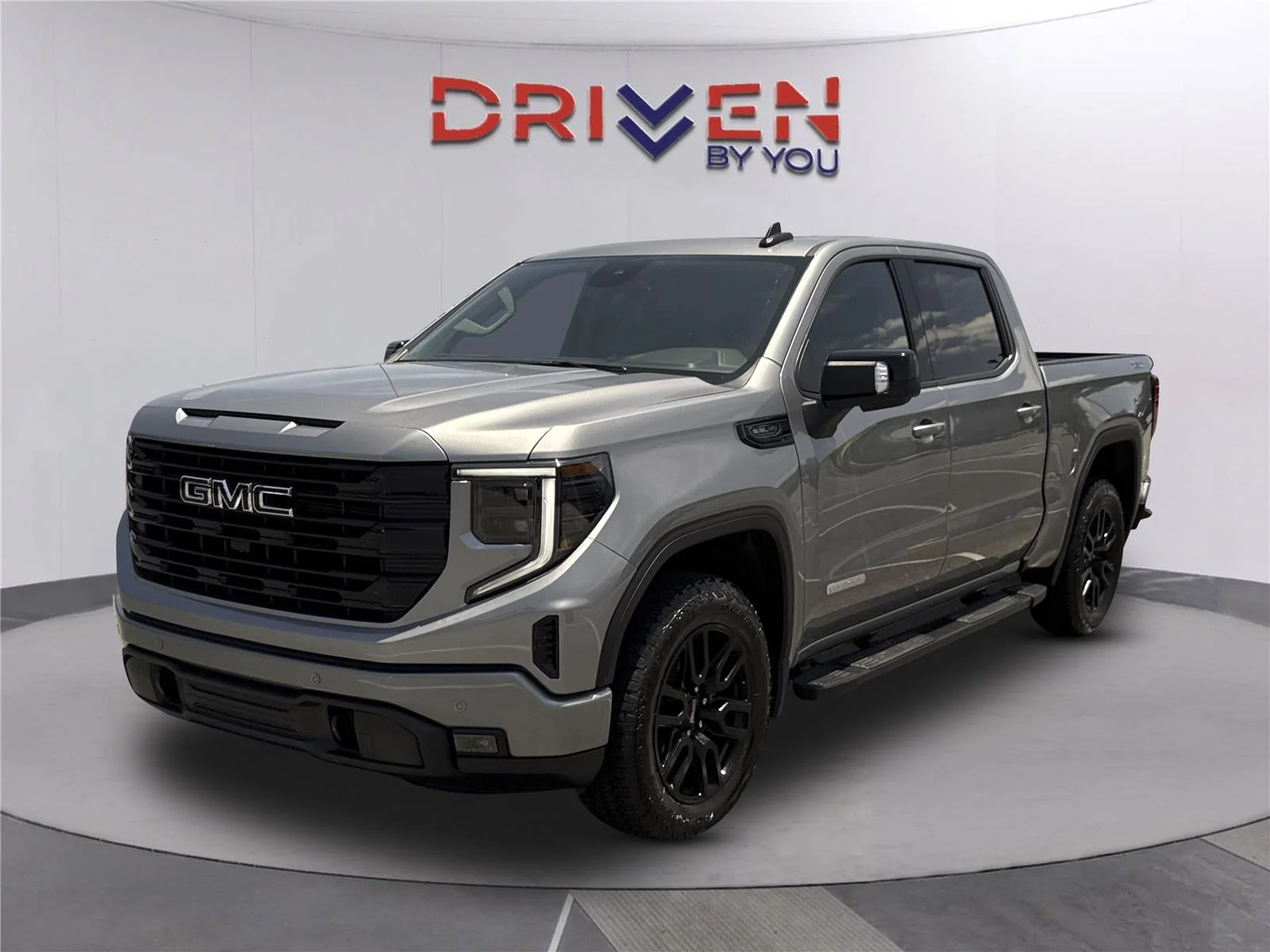 New 2026 Sterling Metallic GMC Elevation image 8