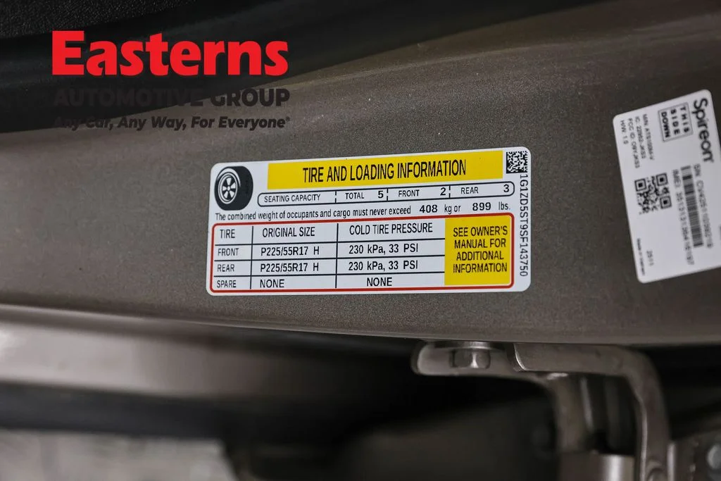 Used 2025 Gray Chevrolet LT image 34