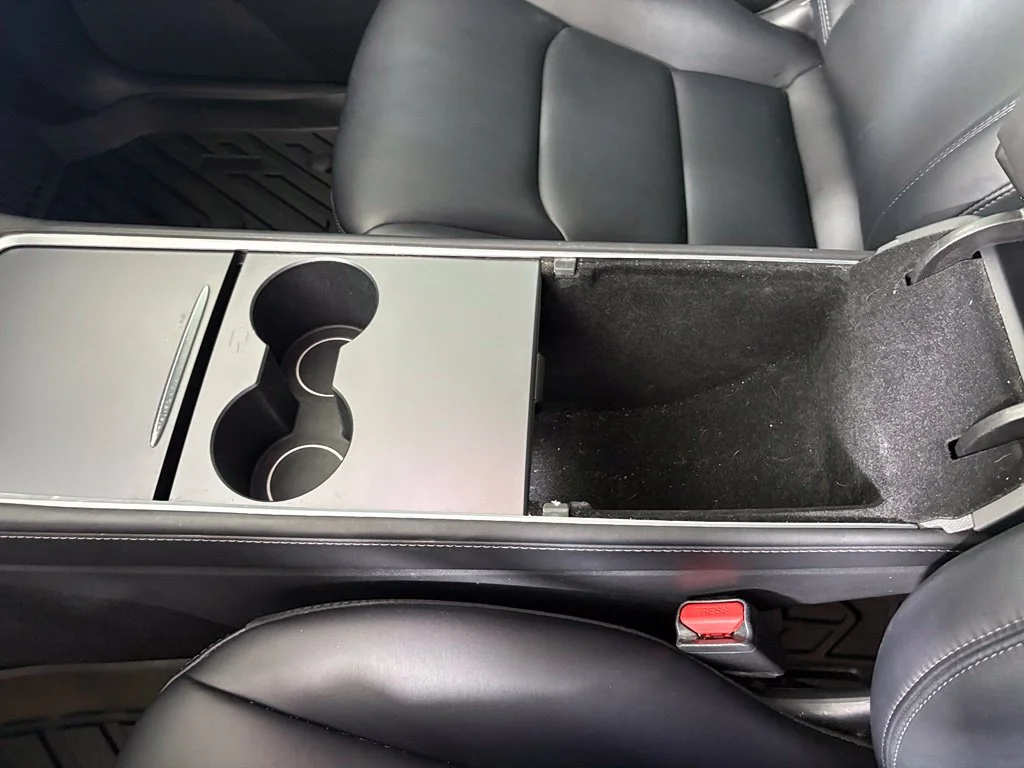 Used 2021 White Tesla Long Range image 29