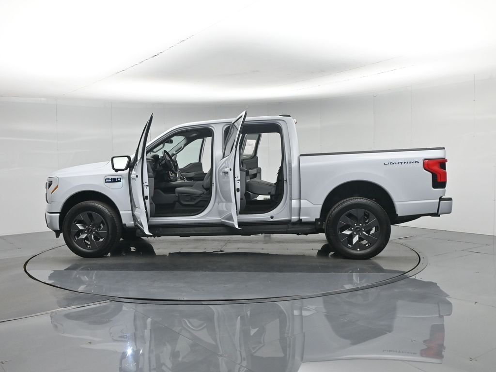 New 2025 White Ford Flash image 35
