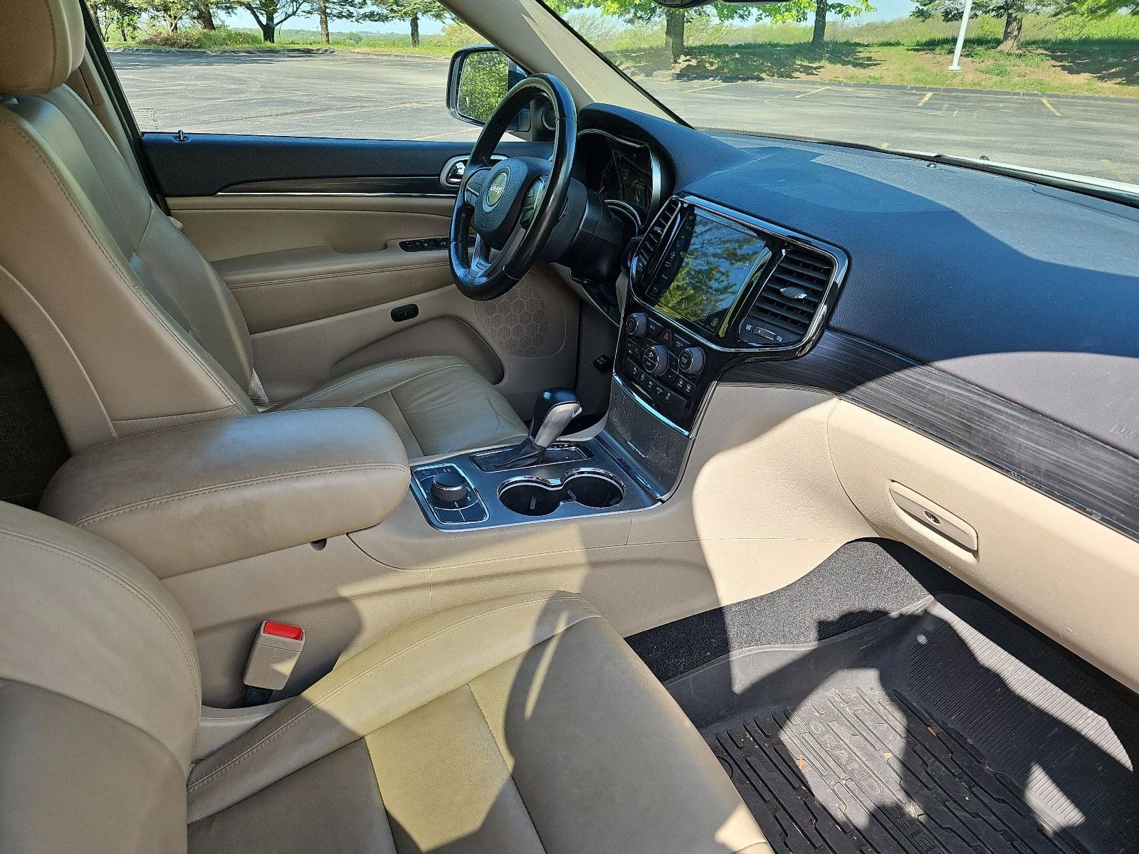 Used 2021 Bright White Clearcoat Jeep Limited image 10