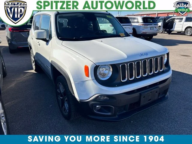 Used 2017 White Jeep Latitude image 1