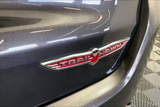 Used 2020 Gray Jeep Trailhawk image 23