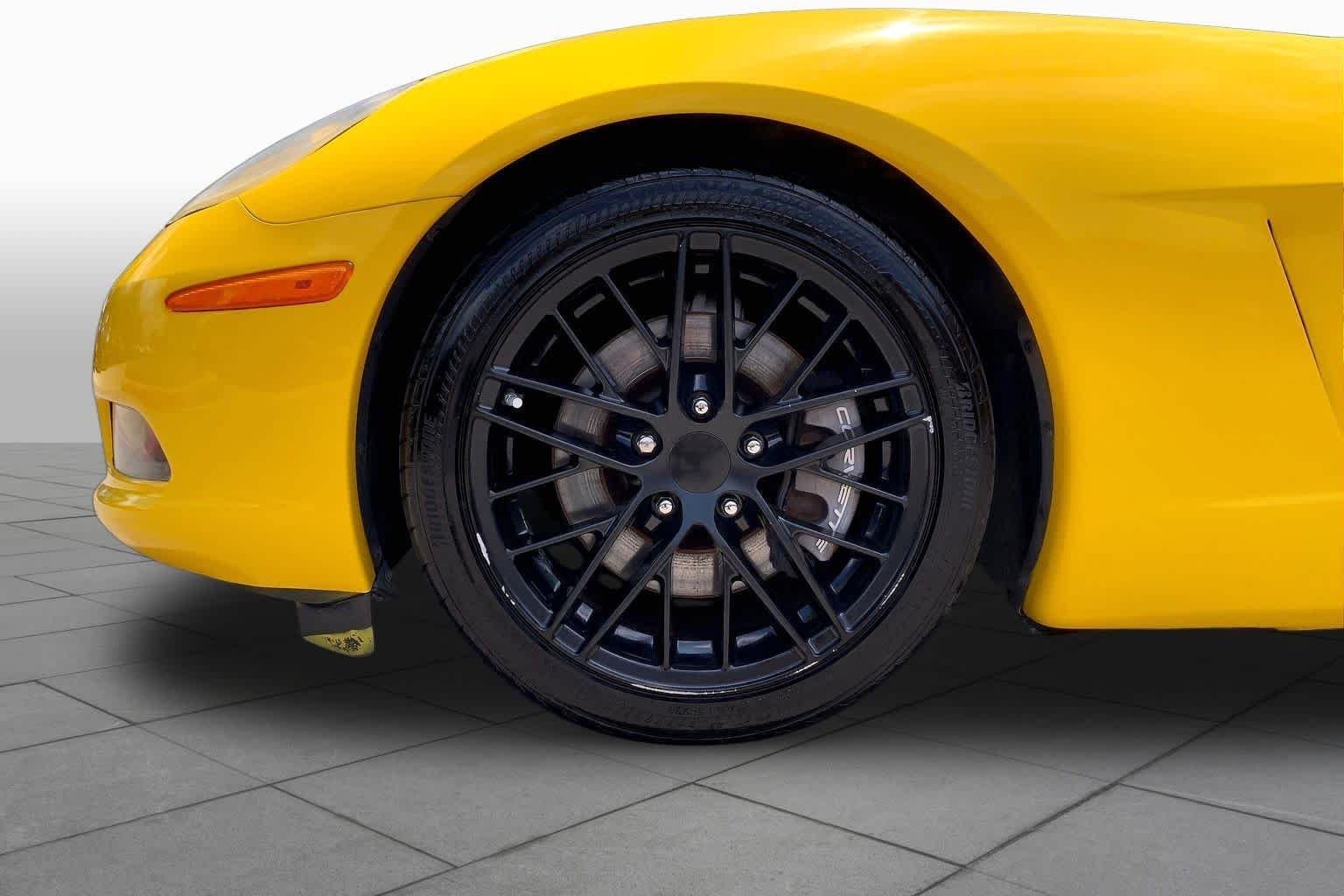 Used 2006 VELOCITY YELLOW TINT COAT Chevrolet  image 8