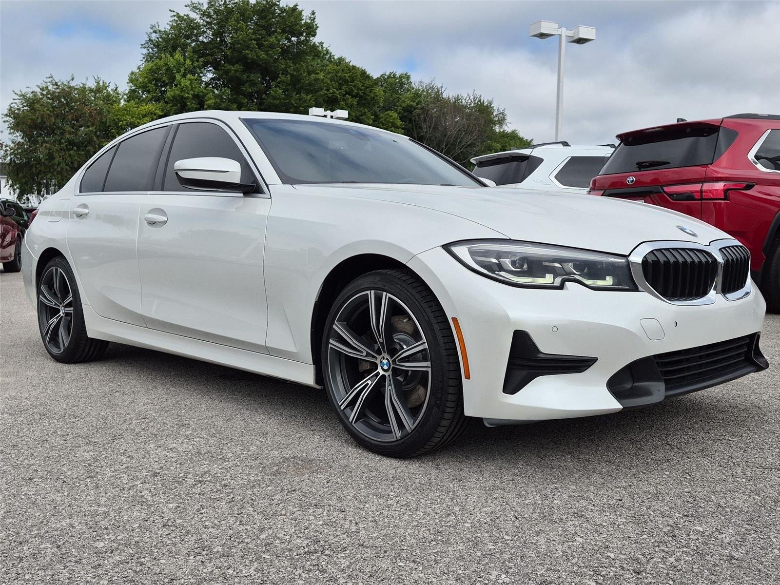 Used 2022 Mineral White Metallic BMW 330i xDrive image 6