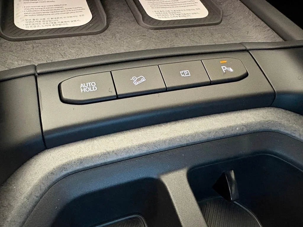 New 2027 Glacial White Pearl Kia X-Line SX image 35