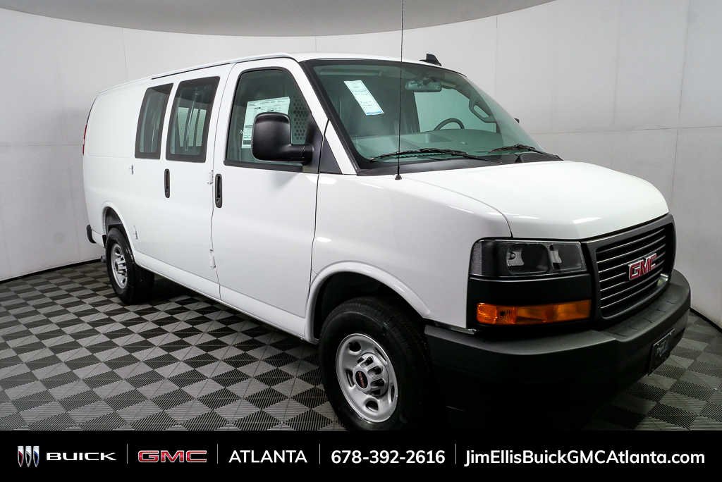 2025 GMC Savana 2500's photo