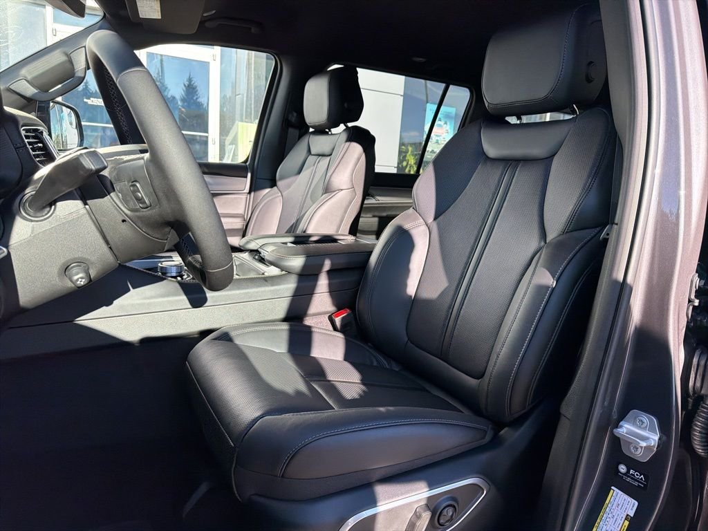 2026 Jeep Grand Wagoneer Limited Altitude - Photo 16