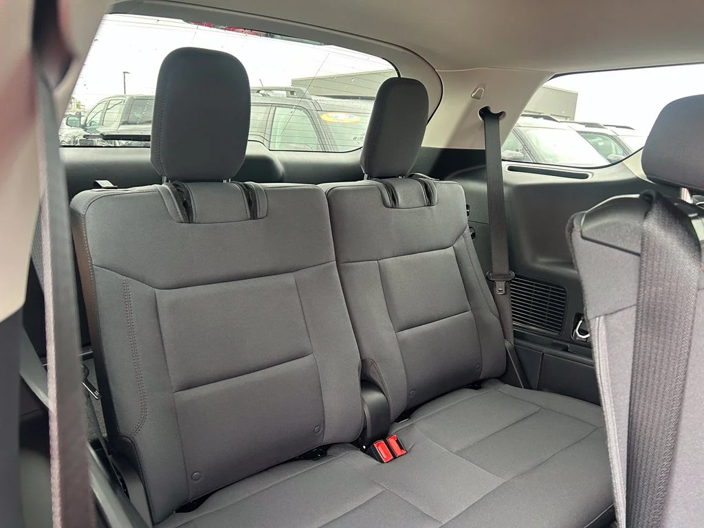 New 2026 Carbonized Gray Metallic Ford Active image 28