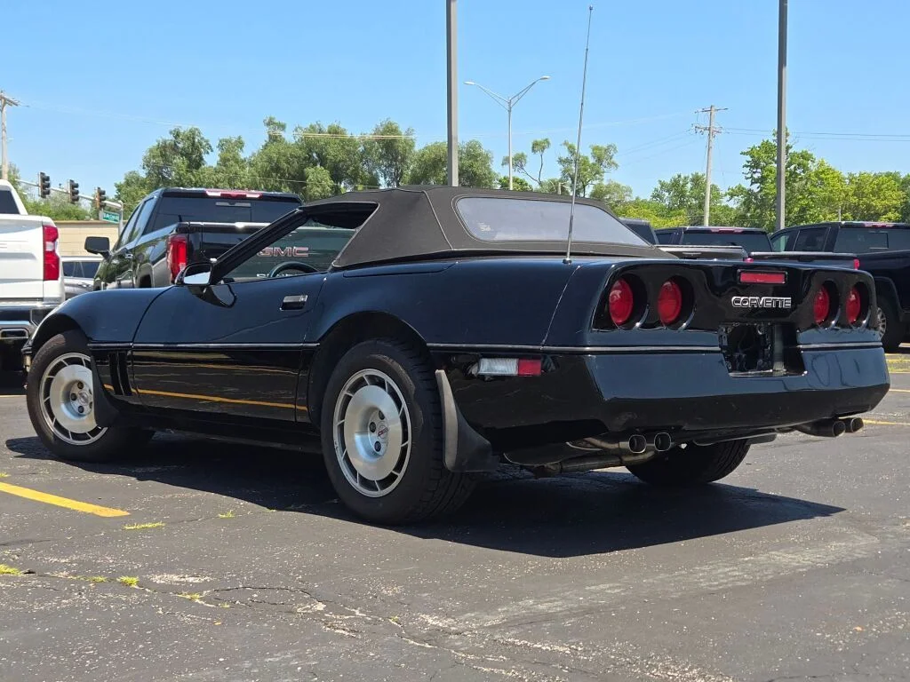 Used 1986 Black Chevrolet Base image 11