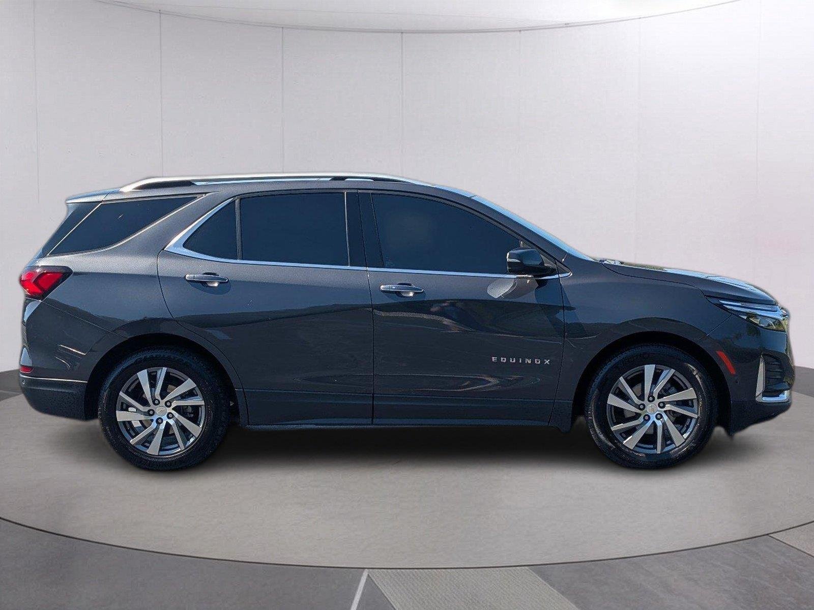 Used 2022 Iron Gray Metallic Chevrolet Premier image 6
