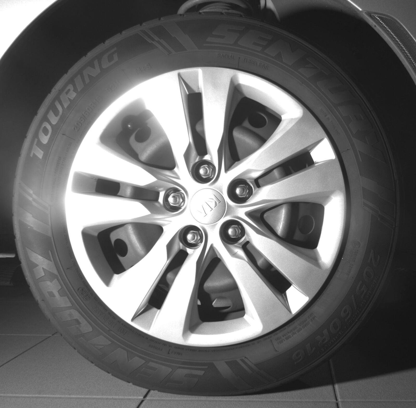 Used 2021 Sparkling Silver Kia LX image 11