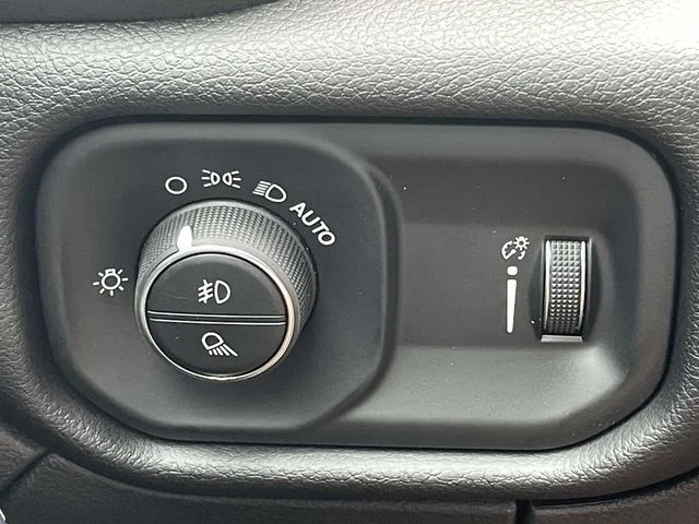 2025 RAM 2500 Big Horn - Photo 28