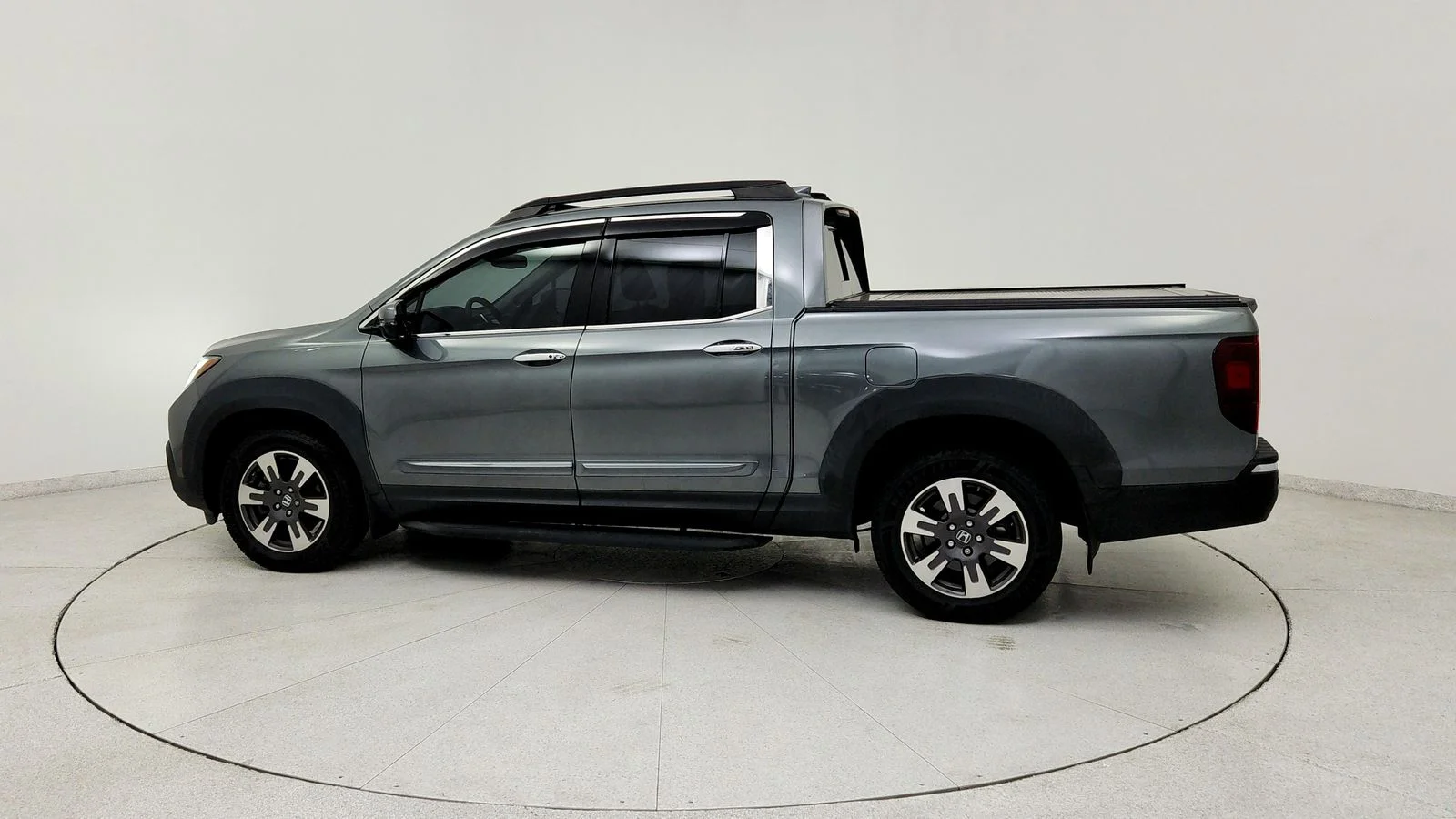 Used 2019 Silver Honda RTL-E image 4