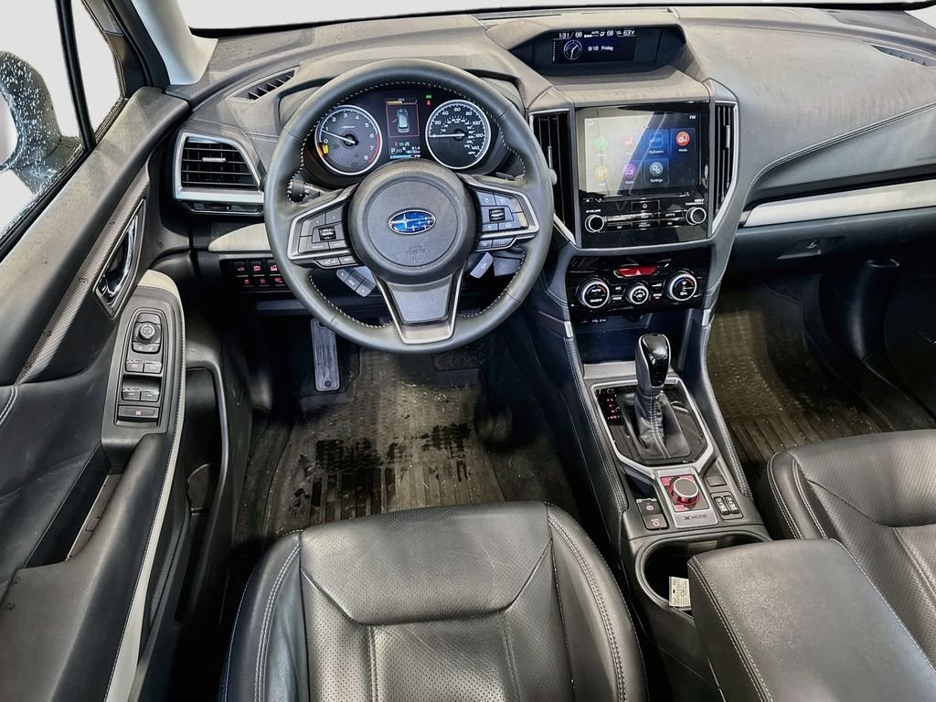 Used 2023 Silver Subaru Limited image 26