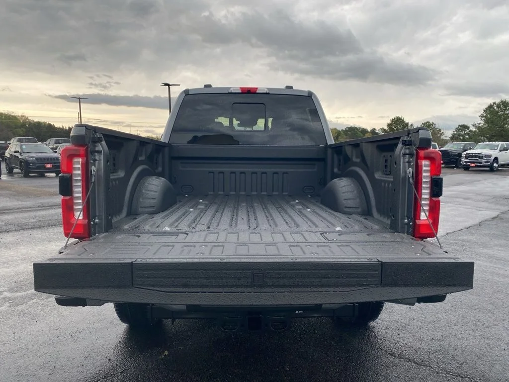 New 2026 Carbonized Gray Metallic Ford F-250® Lariat® image 43