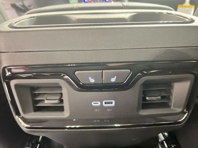 2025 GMC Sierra 2500HD AT4 - Photo 76