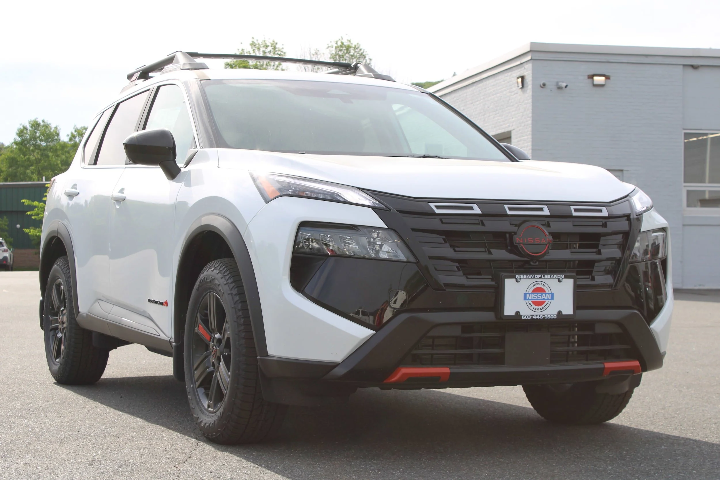 New 2026 Everest White Pearl TriCoat Nissan Rock Creek® image 4