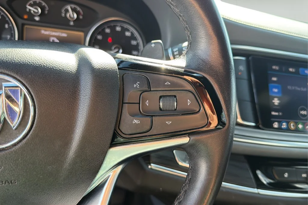 Used 2023 Includes Pitch Dark Night lower exterior accent color.) Buick Essence image 28
