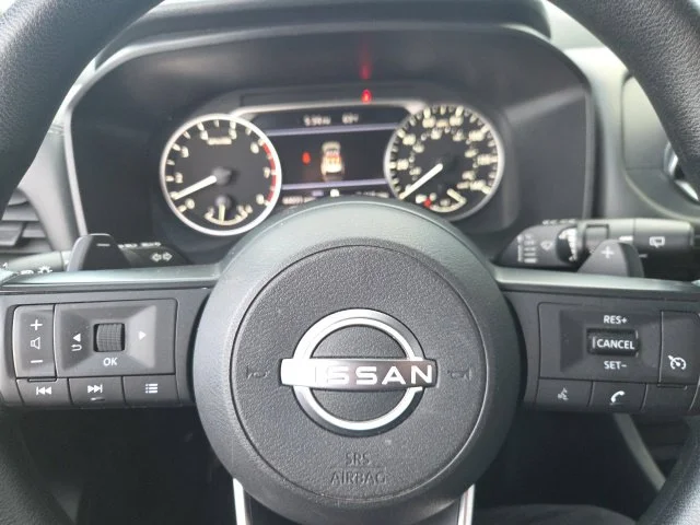 Used 2024 Silver Nissan S image 21