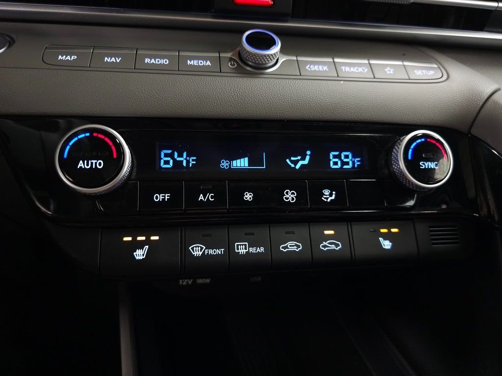 2025 Hyundai Elantra SEL - Photo 29