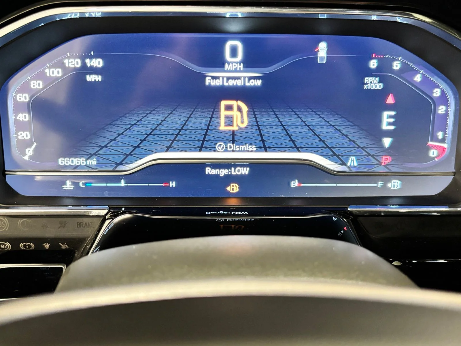 Used 2023 White GMC Elevation image 13
