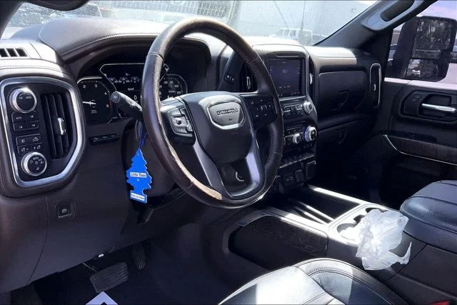 Used 2023 Red GMC Denali image 12