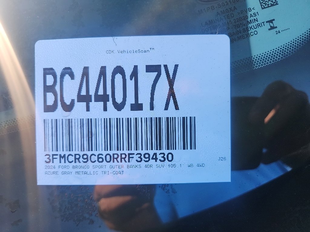 Used 2024 Azure Gray Metallic Ford Outer Banks image 4