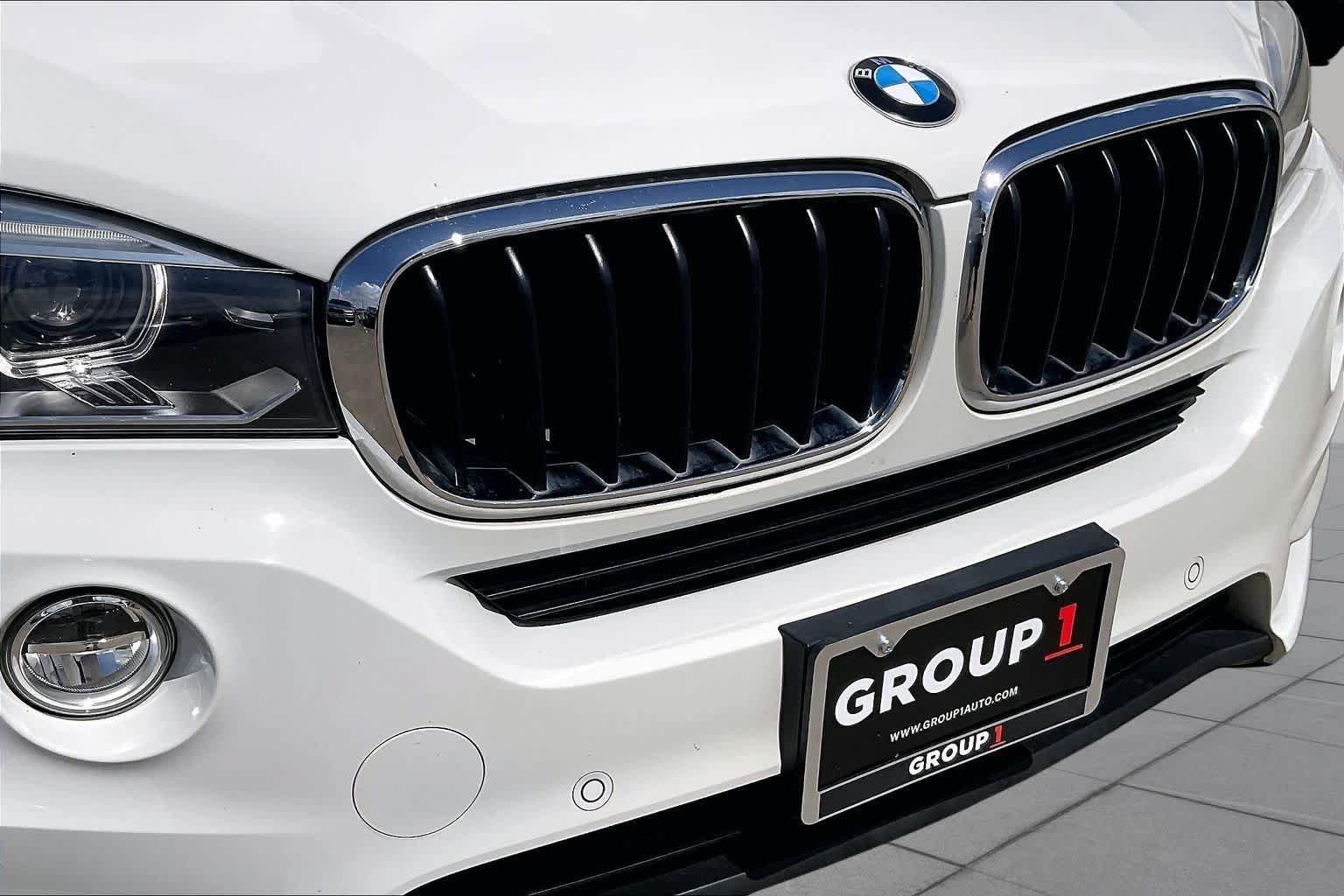 Used 2015 Alpine White BMW sDrive35i image 27