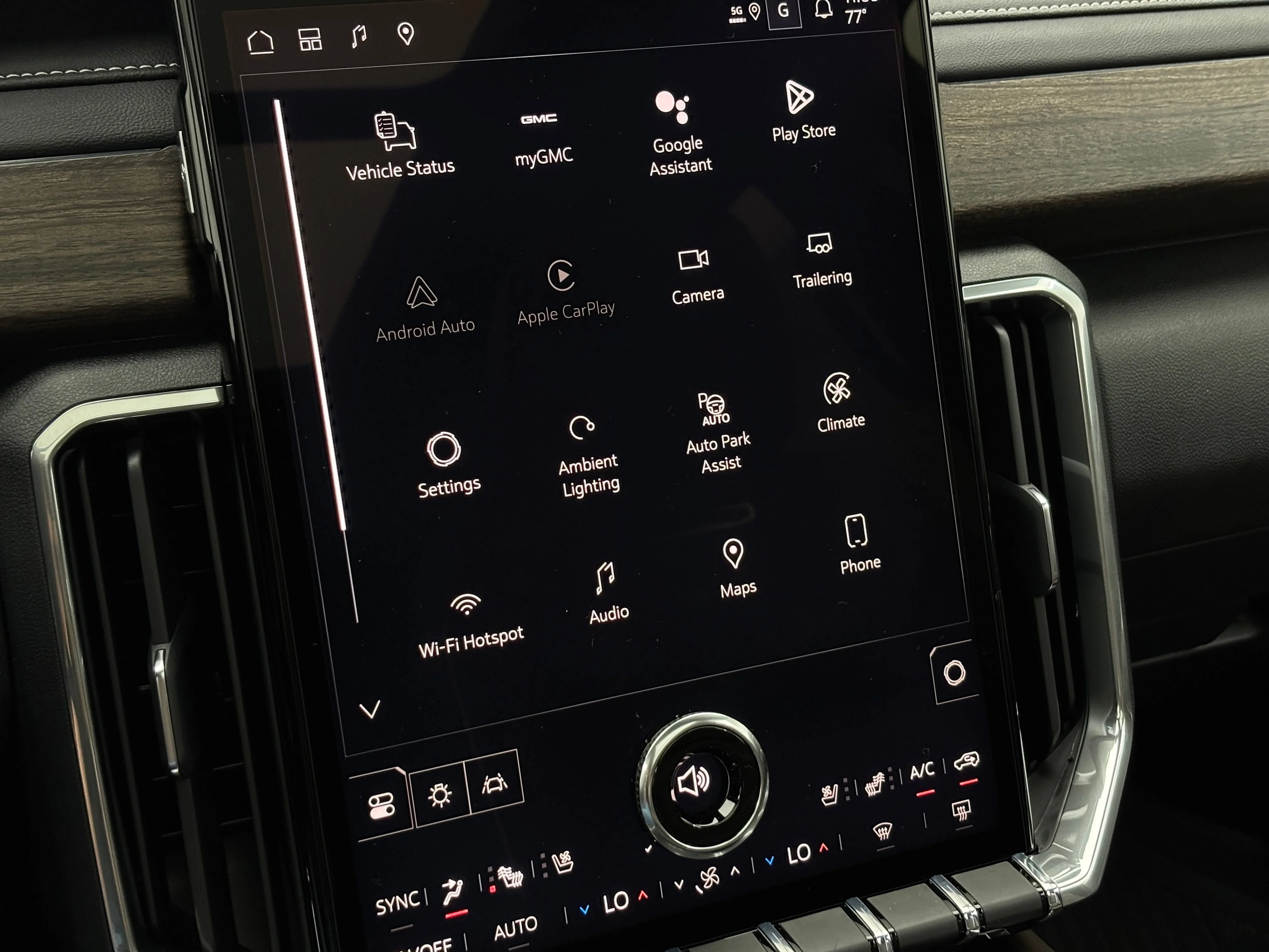 2026 GMC Acadia Denali Ultimate - Photo 28