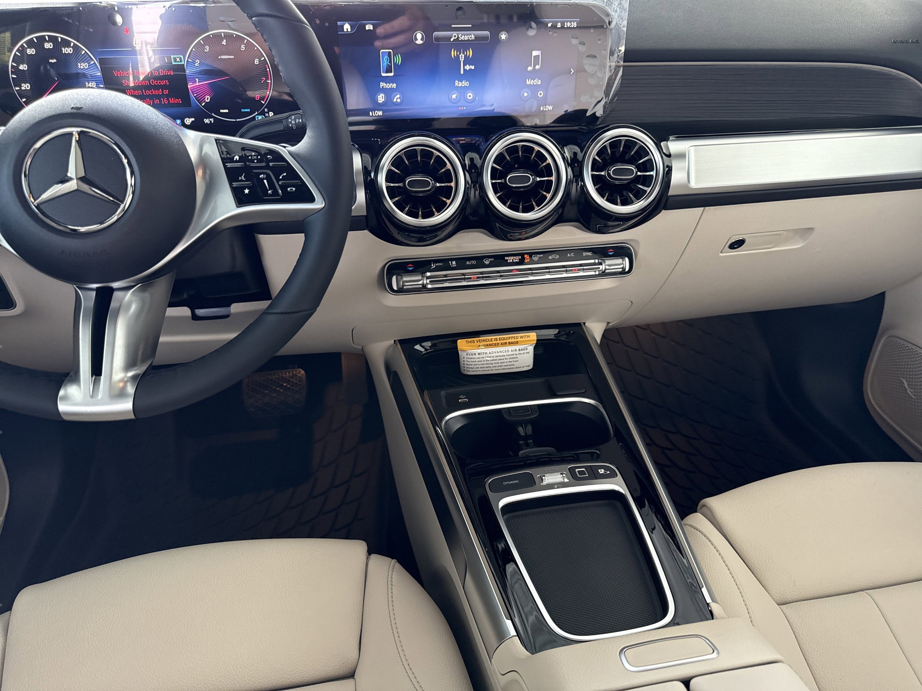 2026 Mercedes-Benz GLB GLB 250 - Photo 38