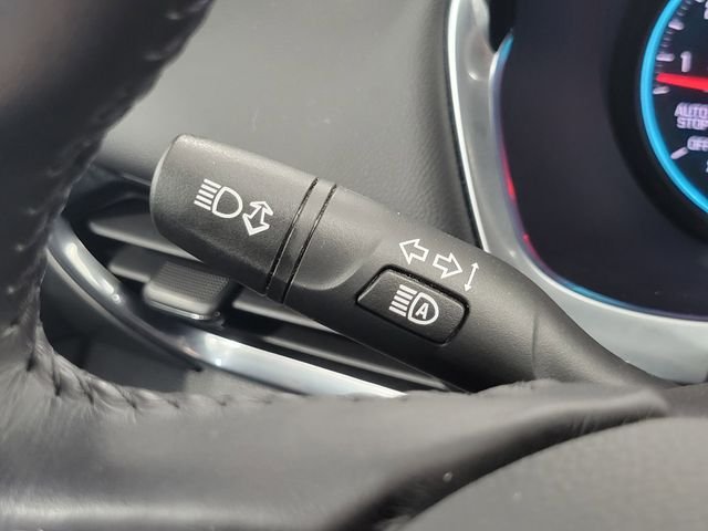 Used 2022 White Chevrolet LT Leather image 14