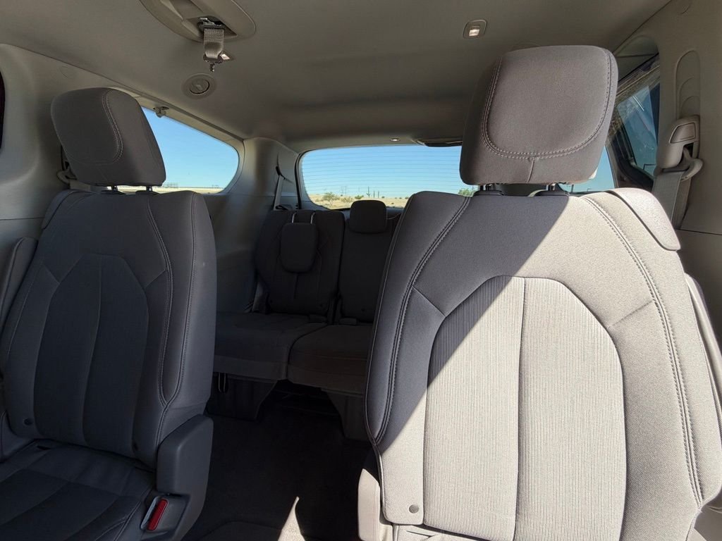 Used 2018 Red Chrysler Touring Plus image 16