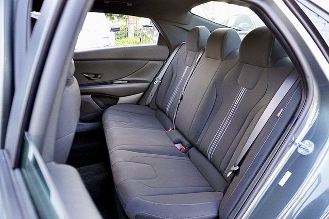 Used 2026 Gray Hyundai SEL Sport image 14