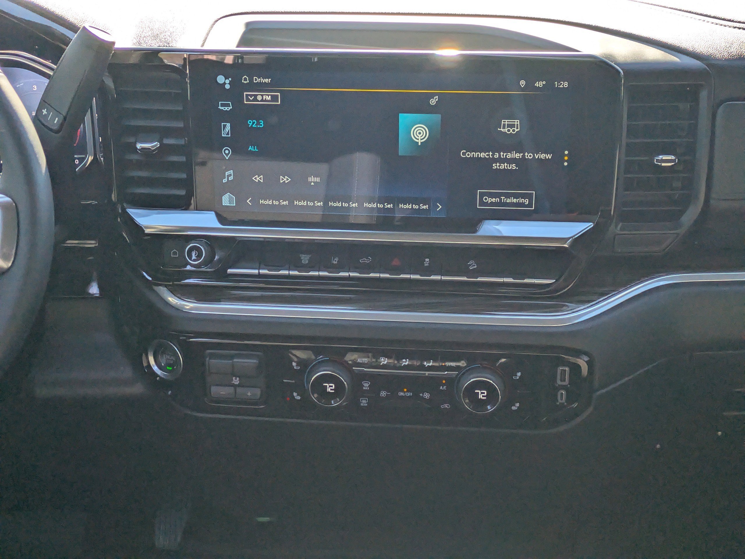 Used 2025 Summit White Chevrolet LT image 18