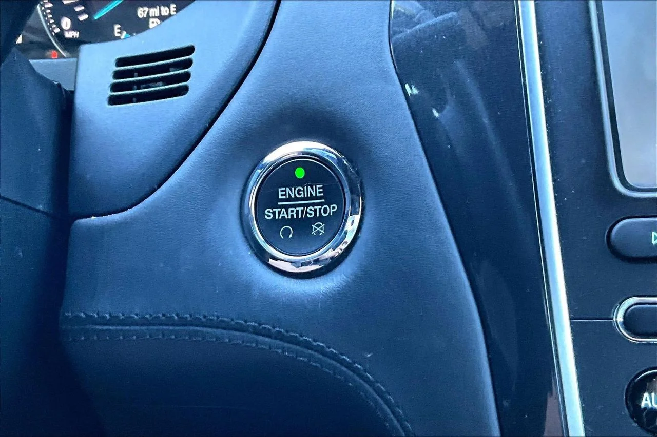 Certified Used 2018 Gray Ford Platinum image 29