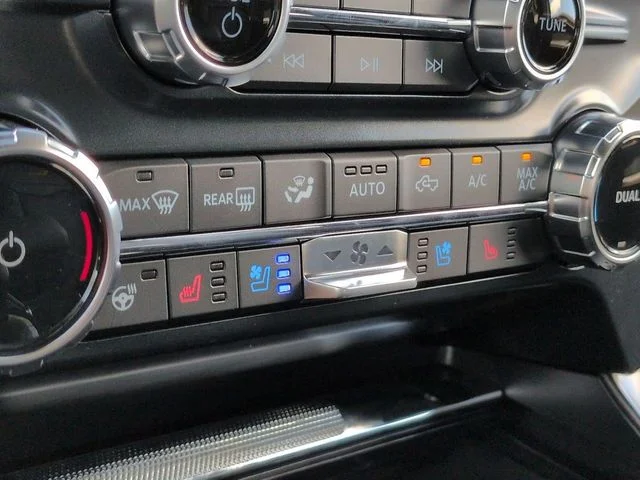 New 2026 Oxford White Ford Tremor® image 23