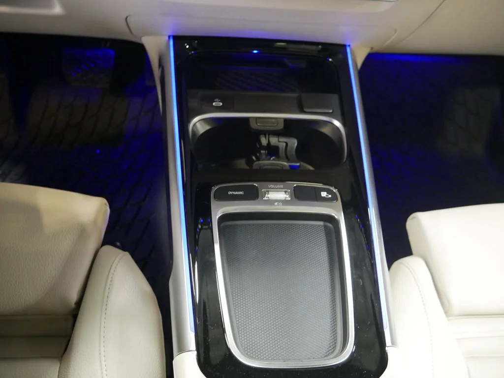 New 2026 Polar White Mercedes-Benz GLB 250 image 51