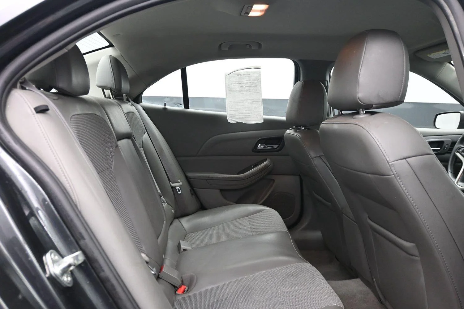 Used 2015 ASHEN GRAY METALLIC Chevrolet LT image 9