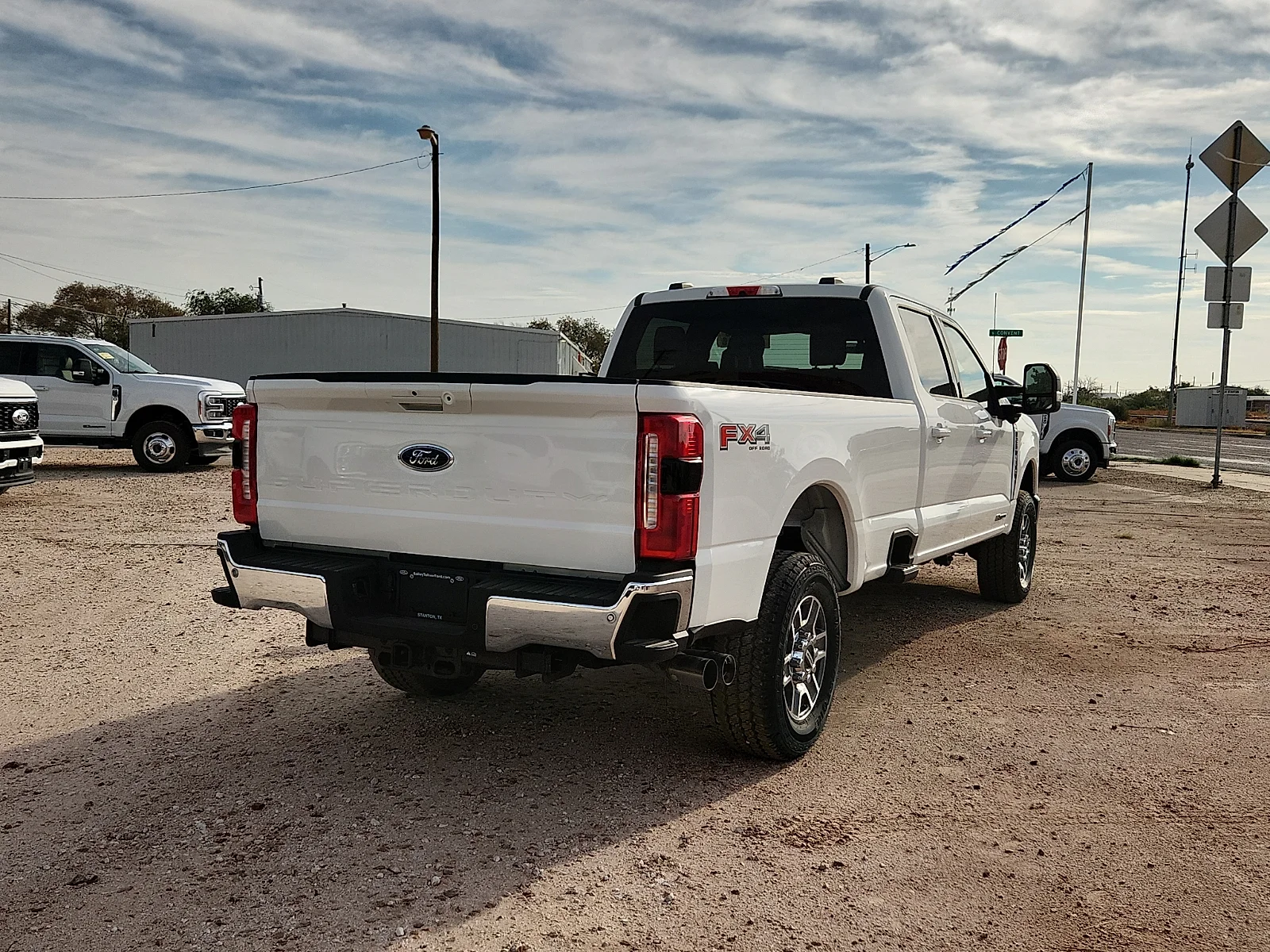New 2026 Star White Metallic Tri-Coat Ford Lariat image 7