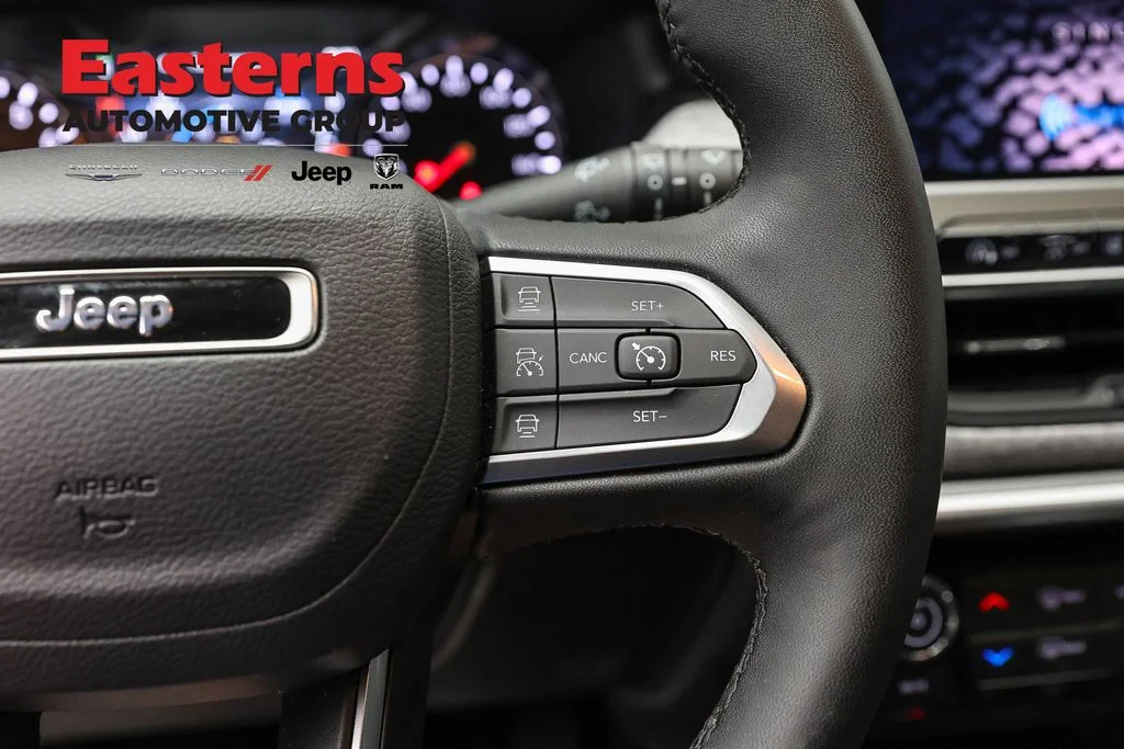 Certified Used 2024 Black Jeep Latitude Lux image 17