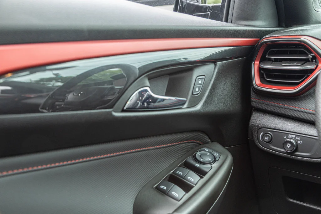 Used 2025 Gray Chevrolet RS image 24