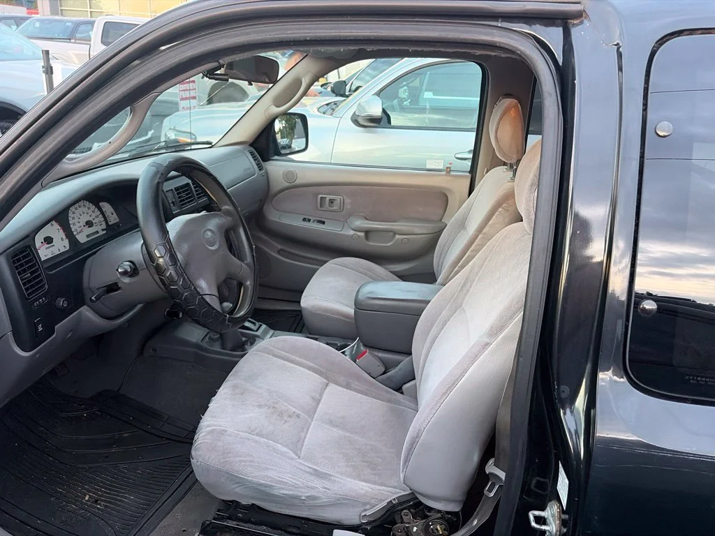 Used 2004 Black Sand Pearl Toyota Base image 8