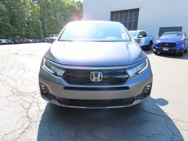 2026 Honda Odyssey Touring - Photo 6