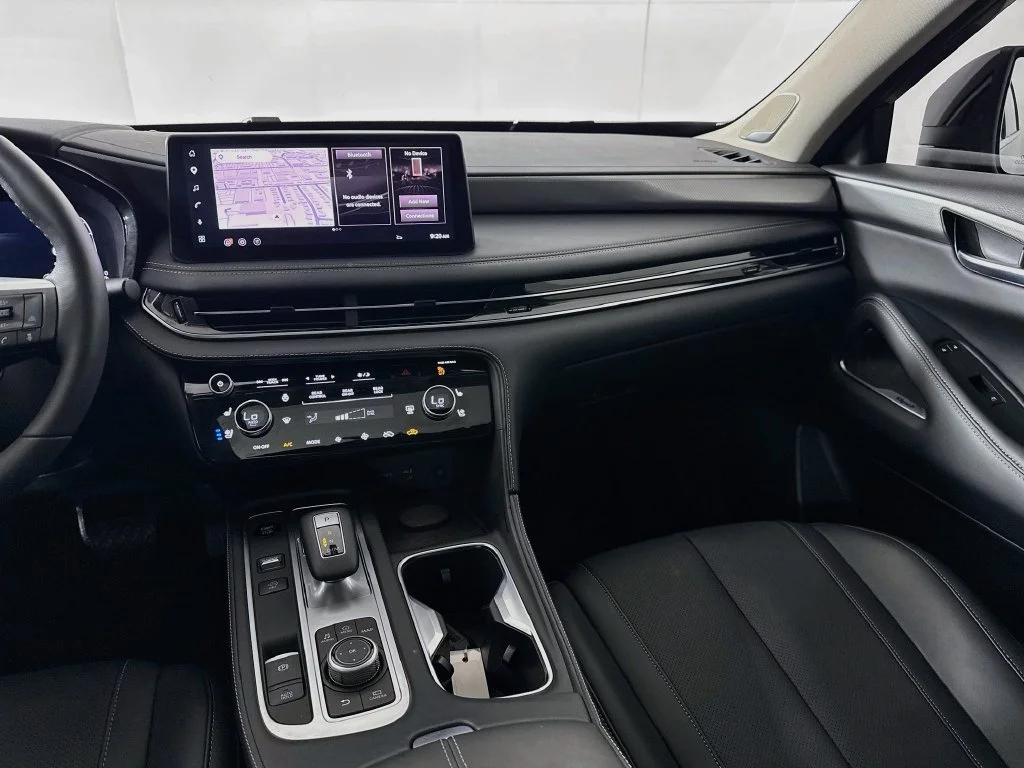 Certified Used 2027 Gray INFINITI LUXE image 32