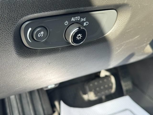 Used 2020 SILVER ICE METALLIC Chevrolet LS image 21