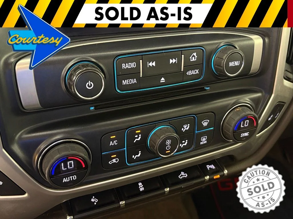 Used 2017 White GMC SLT image 28