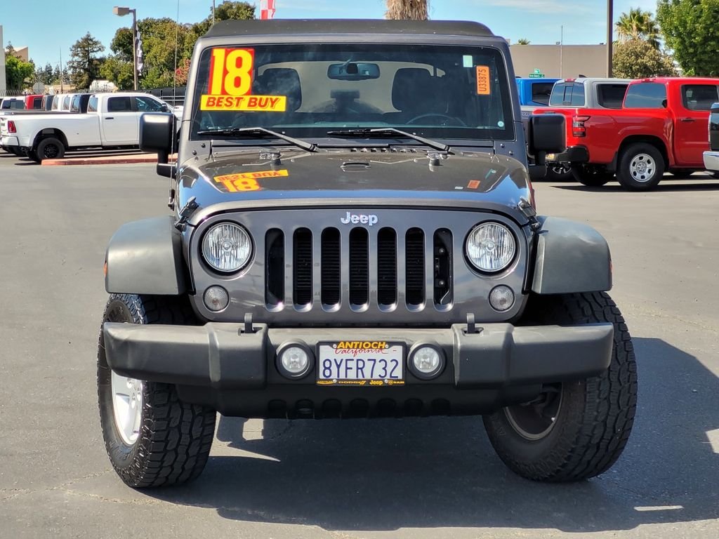 Used 2018 Gray Jeep Unlimited Sport image 2