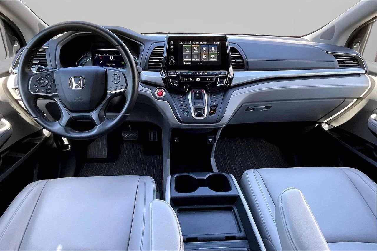 Certified Used 2024  Honda EX-L image 14